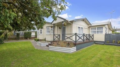  at 42 Sunnypark Avenue, Rosehill, Papakura