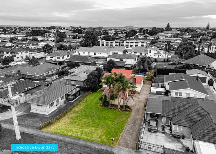  at 4 Grande Vue Road, Papatoetoe, Manukau City, Auckland