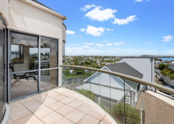  at 1/73 Takutai Avenue, Half Moon Bay, Manukau City, Auckland