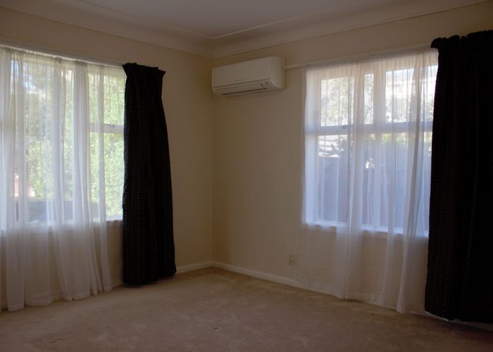  at 143A Shakespeare Road, Milford, North Shore City, Auckland