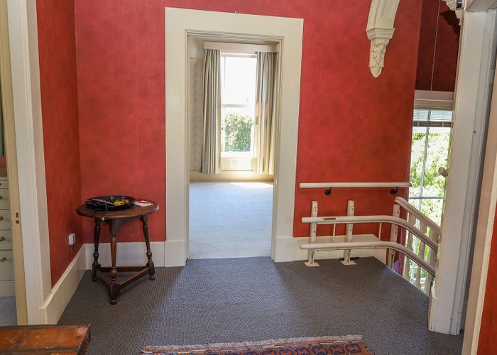  at 17 Littlebourne Road, Roslyn, Dunedin