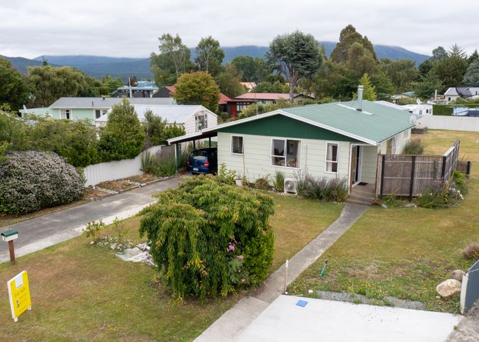  at 3 Duncan Street, Te Anau, Te Anau