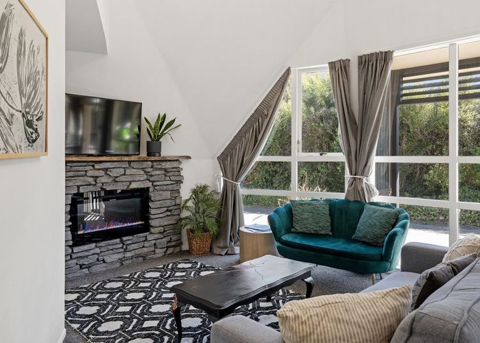  at 1/280 Memorial Avenue, Burnside, Christchurch City, Canterbury