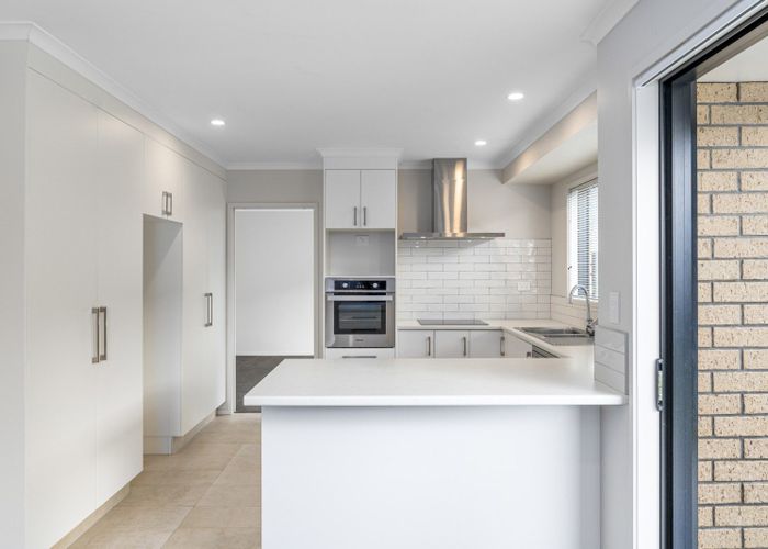  at 25 Fearnley Grove, Pyes Pa, Tauranga, Bay Of Plenty