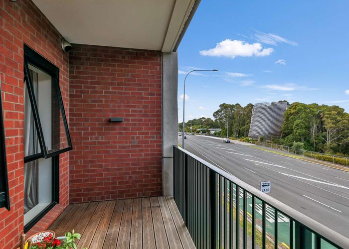  at 108/1A Oakley Avenue, Waterview, Auckland