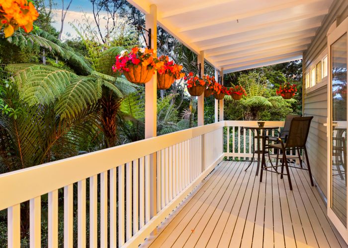  at 21 Rauhuia Crescent, Parau, Auckland