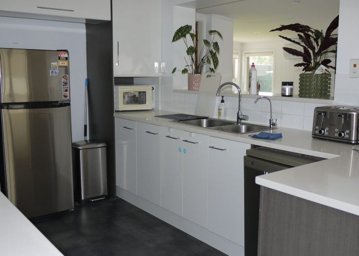  at 91 Taikata Road, Te Atatu Peninsula, Waitakere City, Auckland