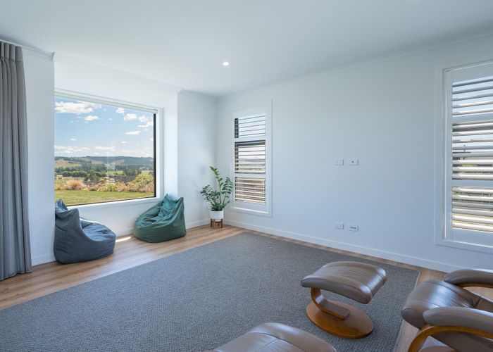  at 67 Katania Heights, Brightwater