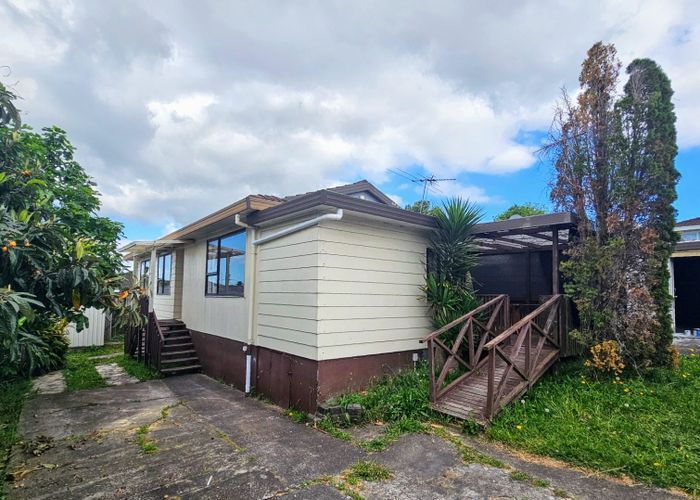  at 1/151 Te Irirangi Drive, Flat Bush, Manukau City, Auckland