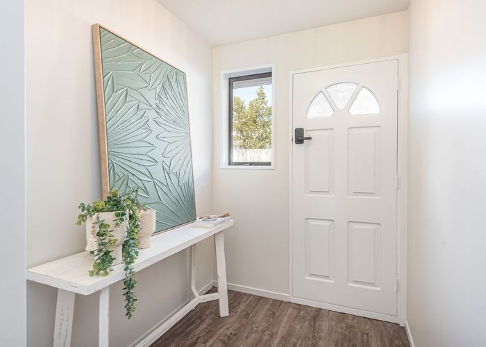  at 2/61 Caledonian Road, St Albans, Christchurch
