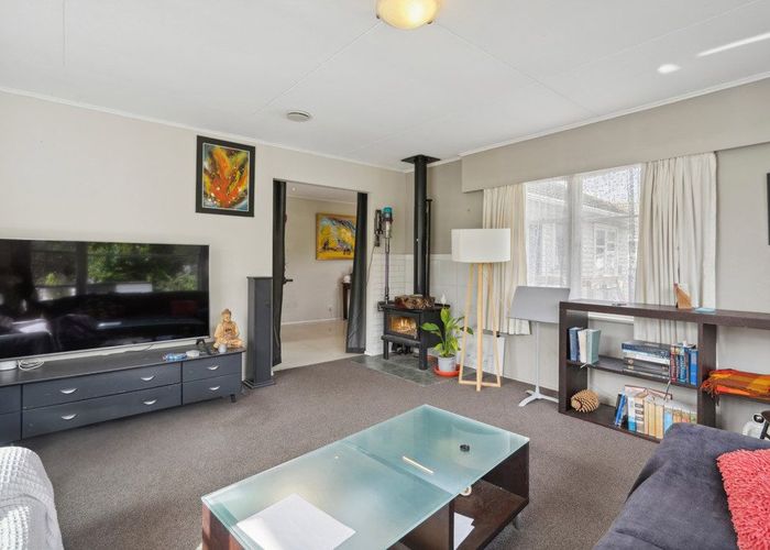  at 37 Frederick Street, Wainuiomata, Lower Hutt, Wellington
