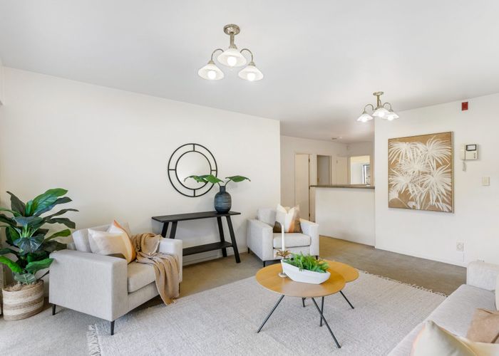  at 2/1B Birkenhead Avenue (also known as 5/1b), Birkenhead, North Shore City, Auckland