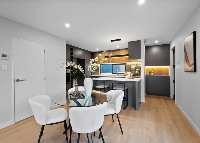 at 7/32 Beulah Avenue, Rothesay Bay, North Shore City, Auckland