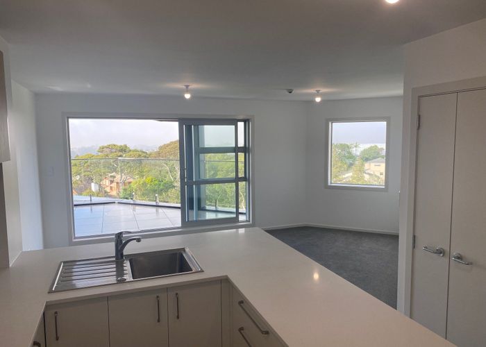  at 14/270 Onewa Road, Birkenhead, North Shore City, Auckland