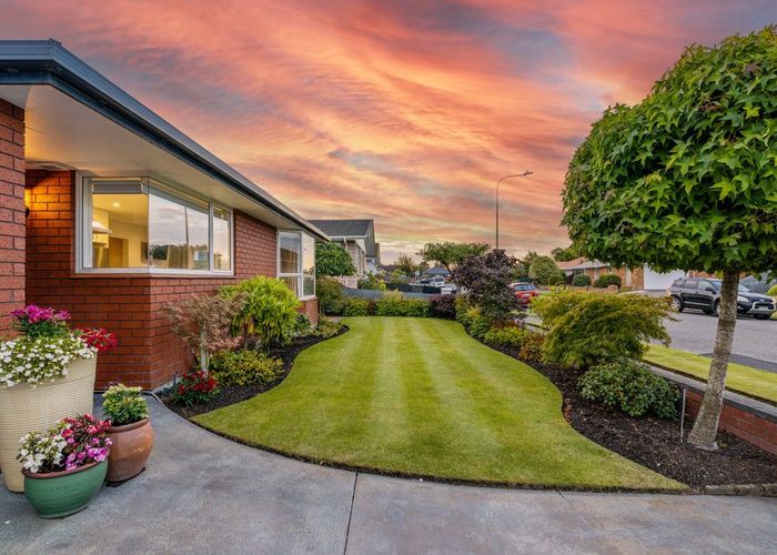  at 10 Apollo Place, Papanui, Christchurch City, Canterbury