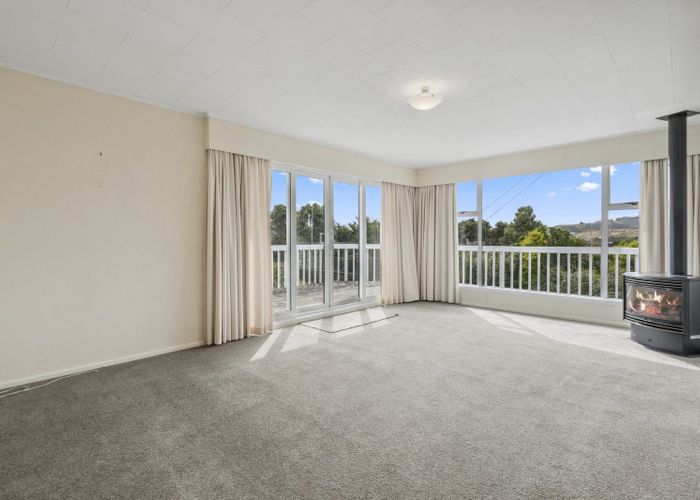  at 3 Kahikatea Grove, Paparangi, Wellington, Wellington