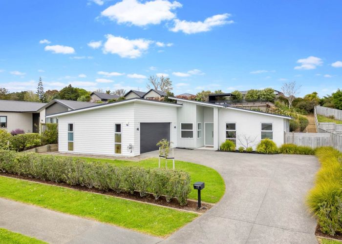  at 12 Flaxfield Lane, Beachlands, Manukau City, Auckland