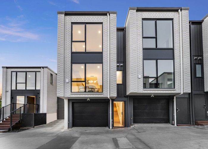  at 2/36 Thatcher Street, Mission Bay, Auckland City, Auckland