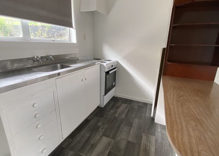  at Unit1/31 BANNERMAN, Morningside, Auckland City, Auckland