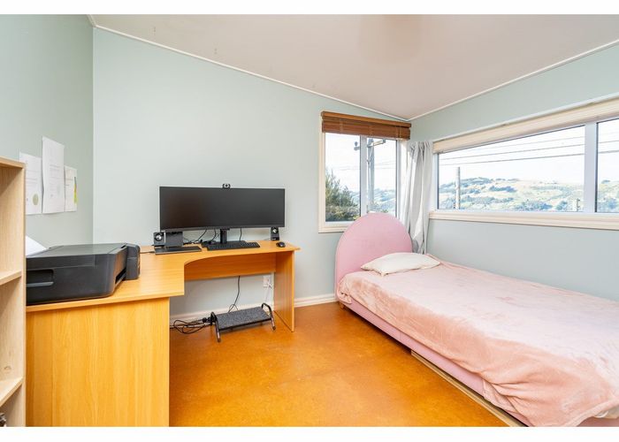  at 51 Manapouri Street, Ravensbourne, Dunedin