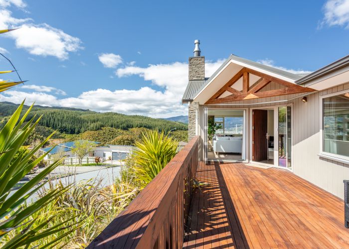  at 4 Frankie Stevens Place, Riverstone Terraces, Upper Hutt