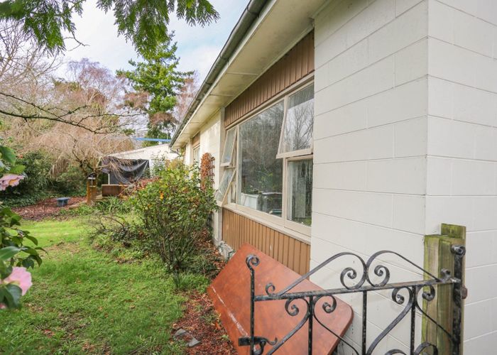  at 11 Milnebank Street, Ilam, Christchurch City, Canterbury