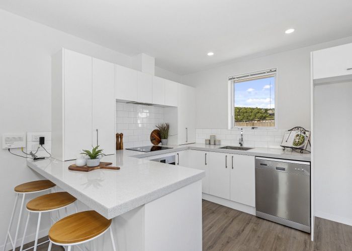  at 1e Thorrington Lane, Cashmere, Christchurch City, Canterbury