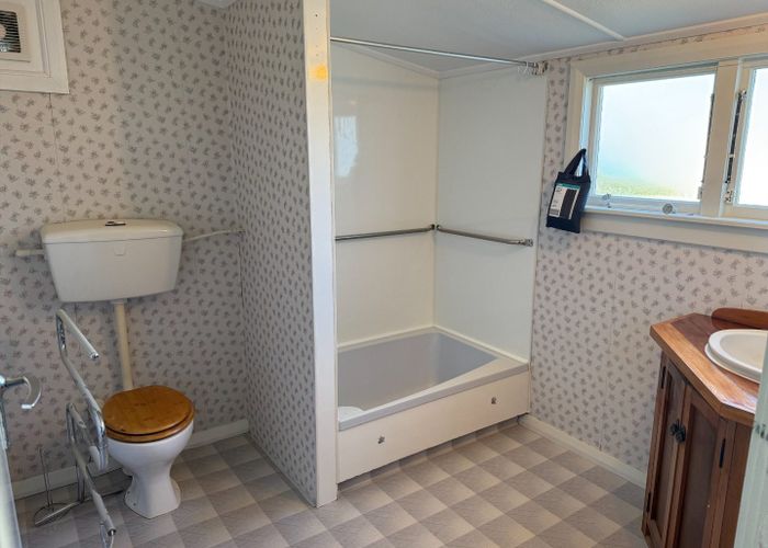  at 33 Leonard Street, Waimate, Waimate, Canterbury
