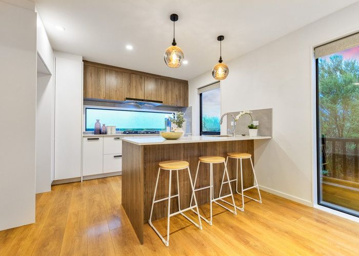  at 7 Kaimai Avenue, Massey, Auckland