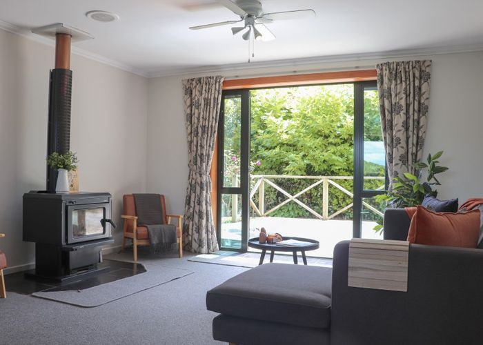  at 258 Winton Hedgehope Highway, Winton, Winton