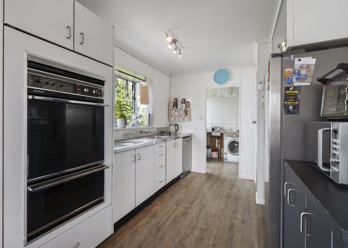  at 7 Chadwick Place, Highbury, Palmerston North