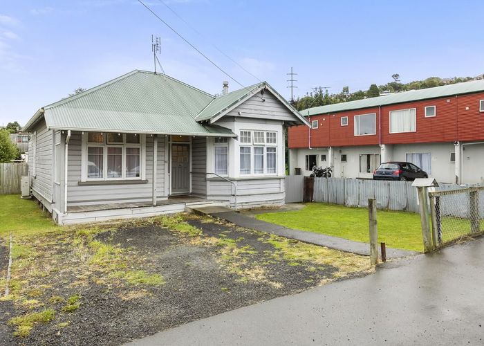  at 69 Burns Street, South Dunedin, Dunedin