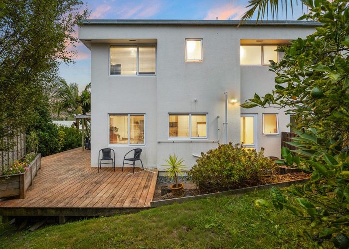  at 15/24 Eastglen Road, Glen Eden, Waitakere City, Auckland