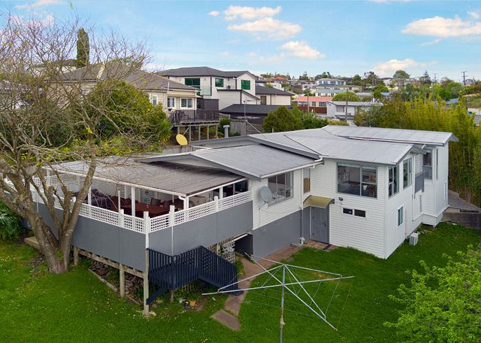  at 4 Kimber Hall Avenue, Mount Roskill, Auckland City, Auckland
