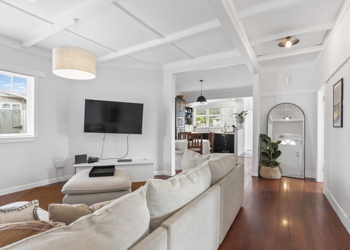  at 647 Swanson Road, Swanson, Auckland