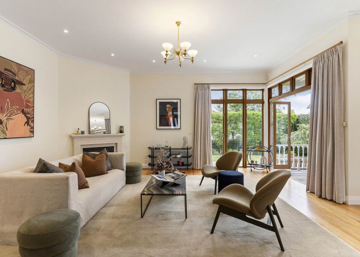  at 32 Clarence Road, Northcote Point, North Shore City, Auckland