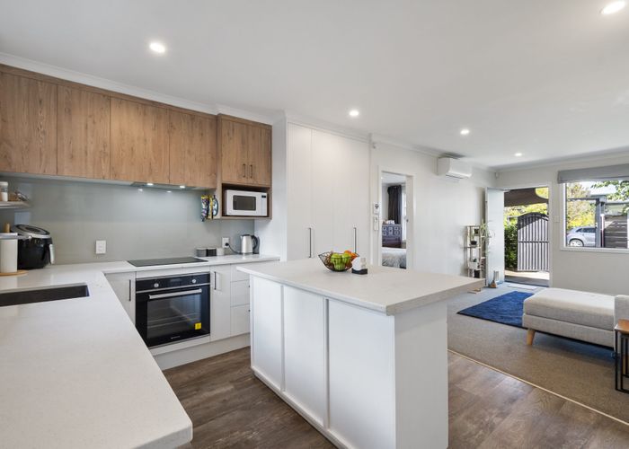  at 43 Hereford Street, West End, Palmerston North