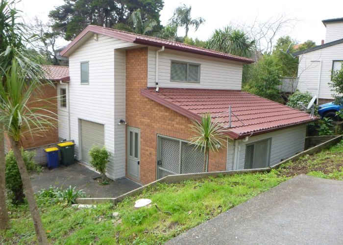 For rent 2/20c Roseberry Avenue, Birkenhead, North Shore City