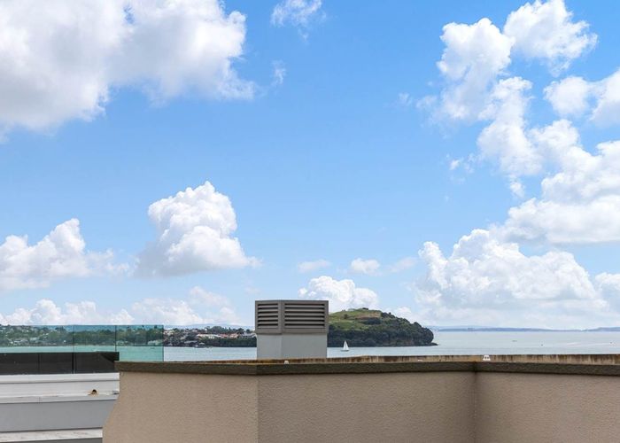  at 8/32 Karori Crescent, Orakei, Auckland City, Auckland