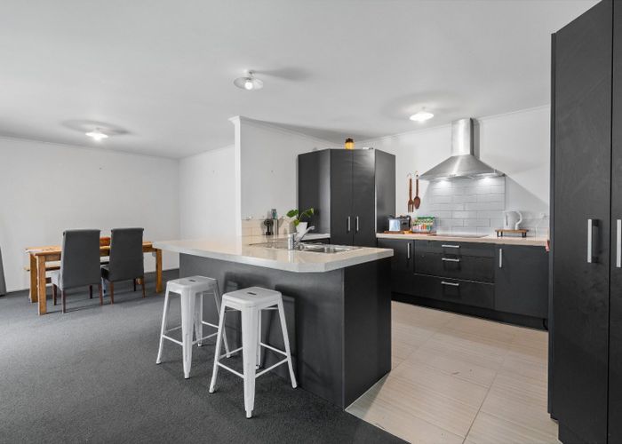  at 30 Patatee Terrace, Baverstock, Hamilton