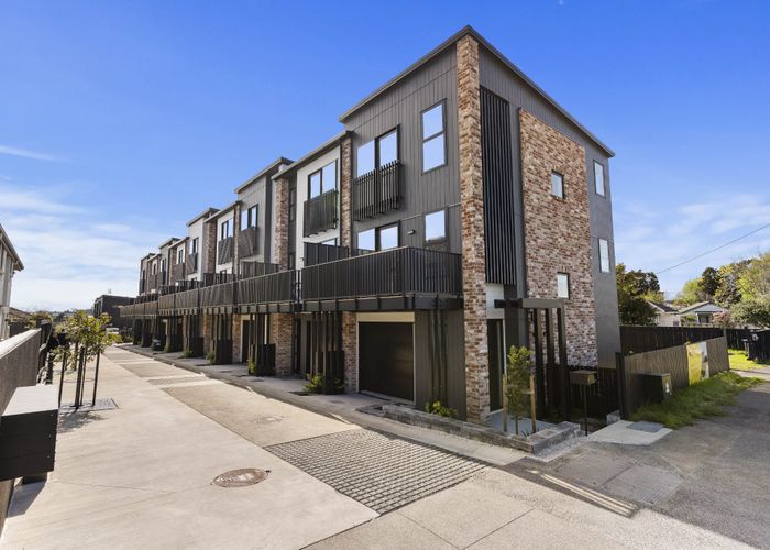  at 5/492-494 Richardson Road, Mount Roskill, Auckland City, Auckland