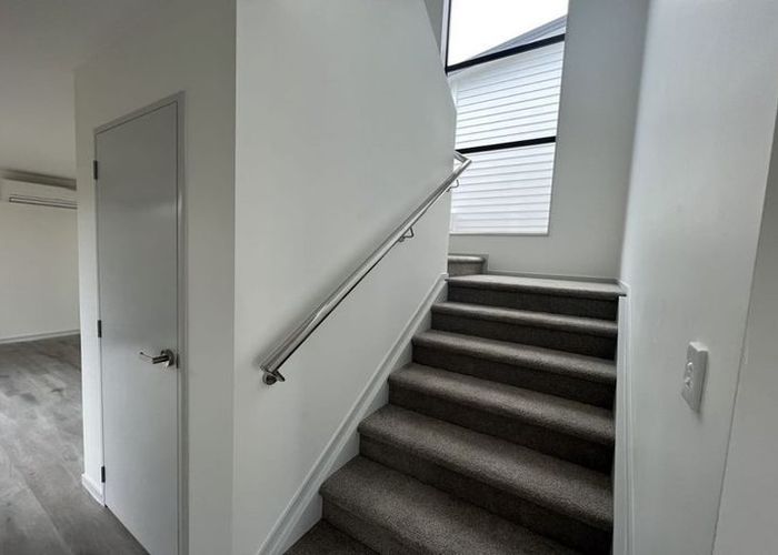  at 10 Matukutueia Lane, Manurewa, Manukau City, Auckland