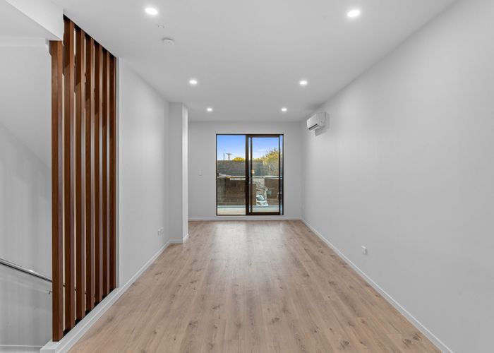  at 4 Toru Street, Te Atatu Peninsula, Waitakere City, Auckland