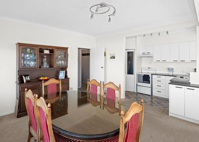 For sale 12B City View Grove, Harbour View, Lower Hutt, Wellington