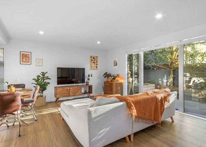  at 2/130 Southampton Street, Sydenham, Christchurch