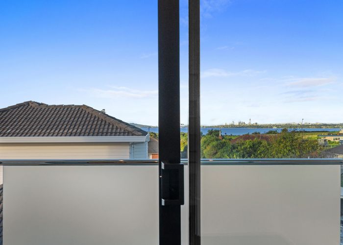  at 4 Toru Street, Te Atatu Peninsula, Waitakere City, Auckland