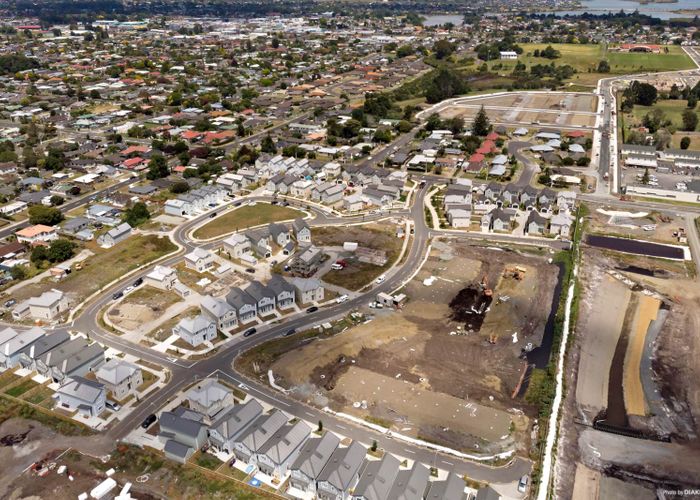  at 9 Warbler Crescent, Papakura, Papakura