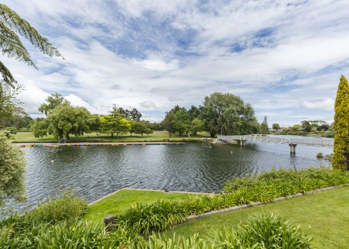  at 9 Caccia Birch Lane, Hokowhitu, Palmerston North
