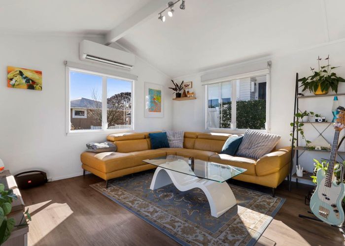 at 2/15 Adriatic Avenue, Henderson, Waitakere City, Auckland