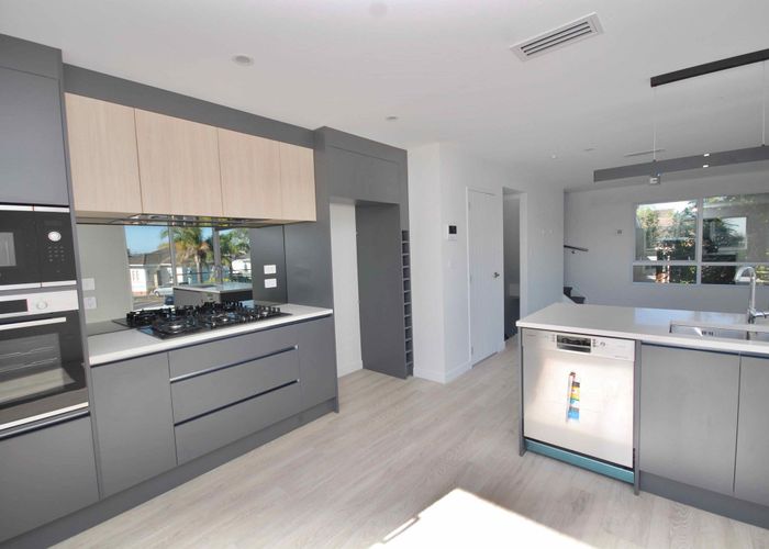  at 1/4 Jutland Road, Hauraki, Auckland